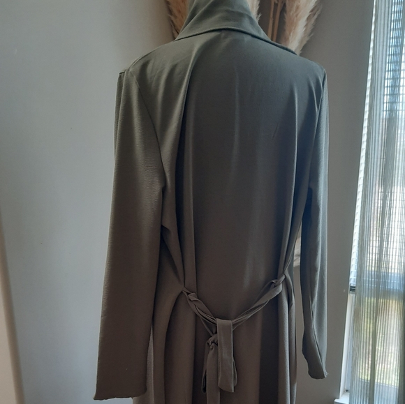 Revamped Sirens | Green Cardigan - Picture 6 of 10